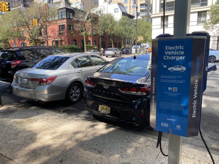 UES charging station blocked by gas-powered cars/Upper East Site