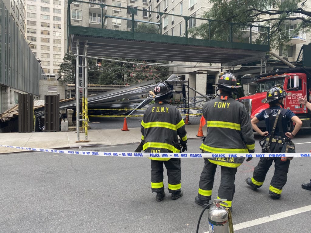 One person hurt in scaffolding collapse/Upper East Site
