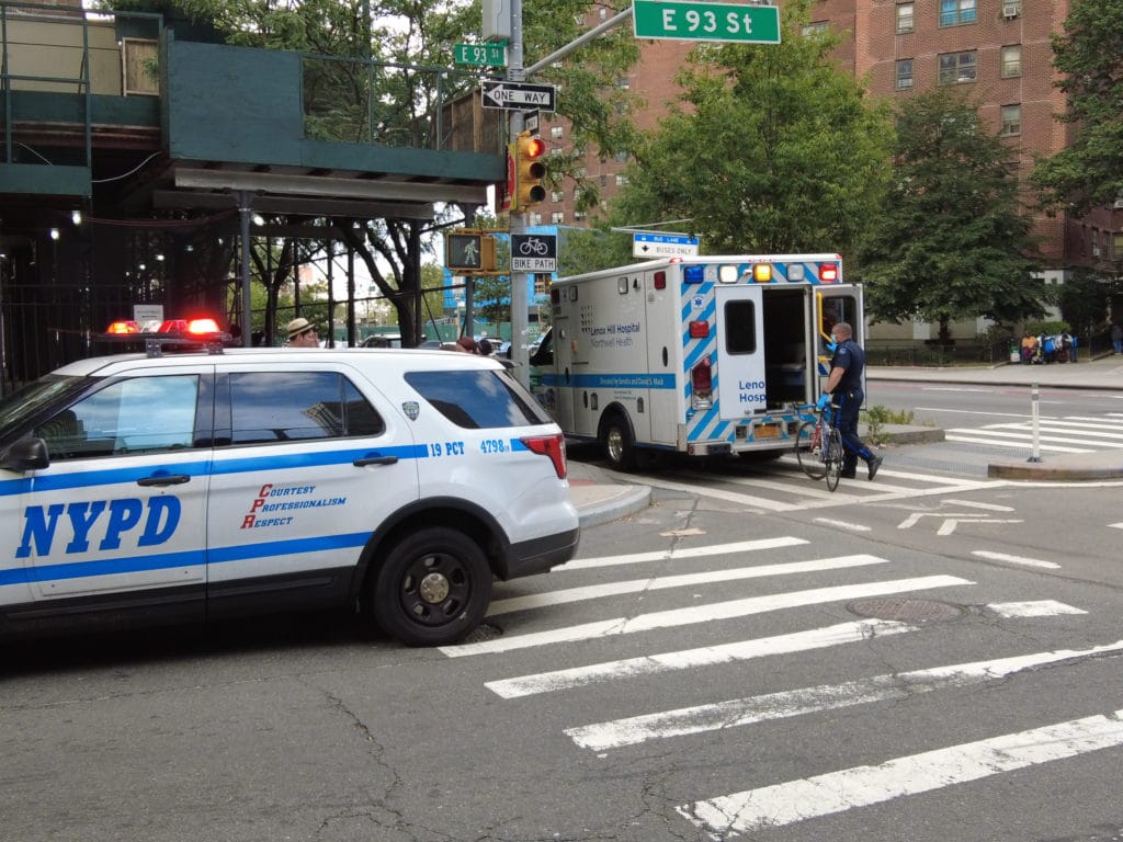 Elderly cyclist injured in hit-and-run crash/Upper East Site