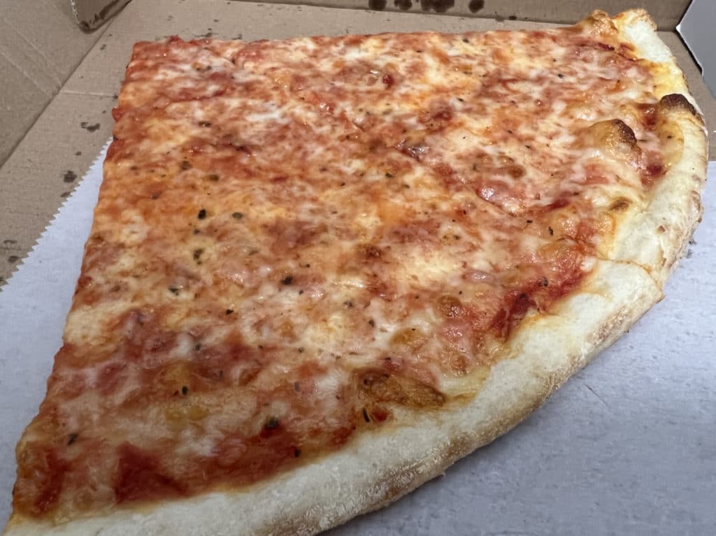 Delizia 92 makes the best plain slice, but delivery is hit or miss/Upper East Site