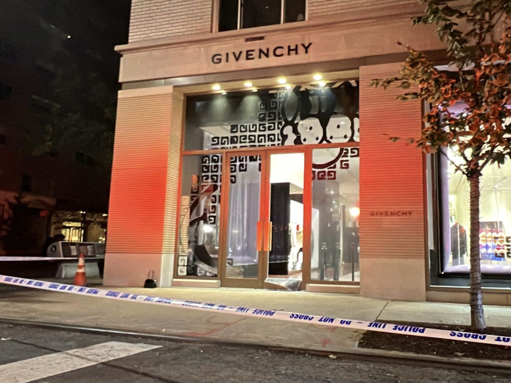 Smash & Grab robbery at Givenchy store on Madison Avenue/Upper East Site