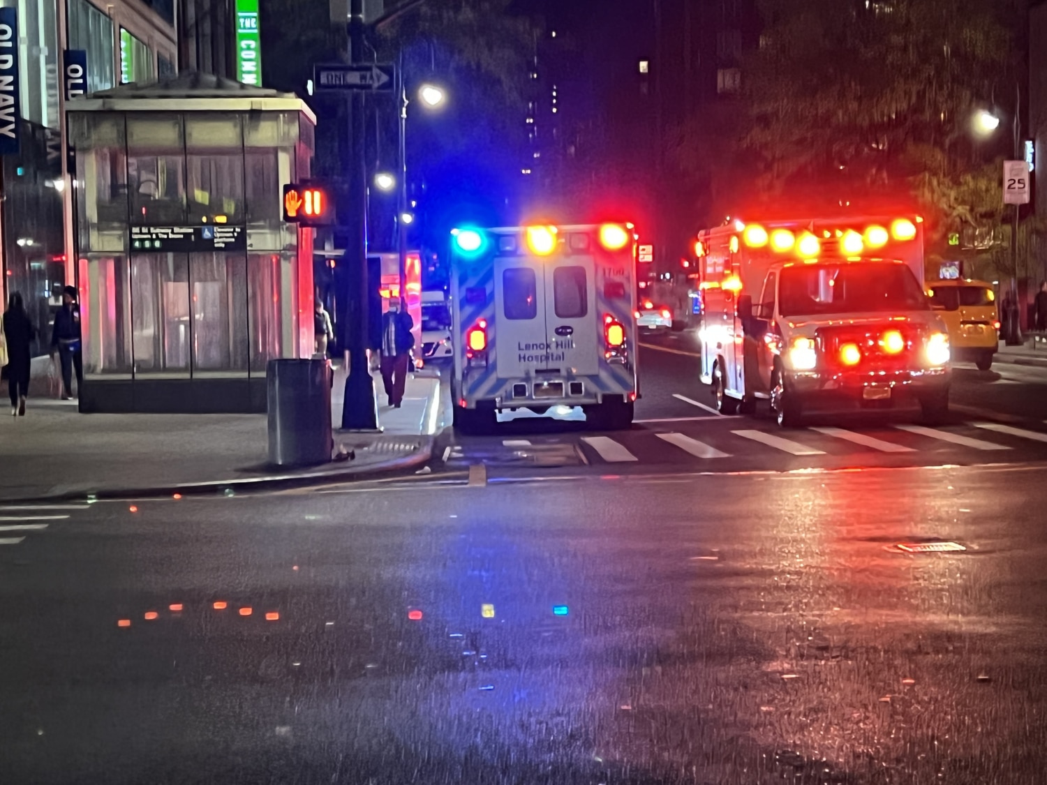 Ambulances outside the East 86th Street Subway Station file photo/Upper East Site