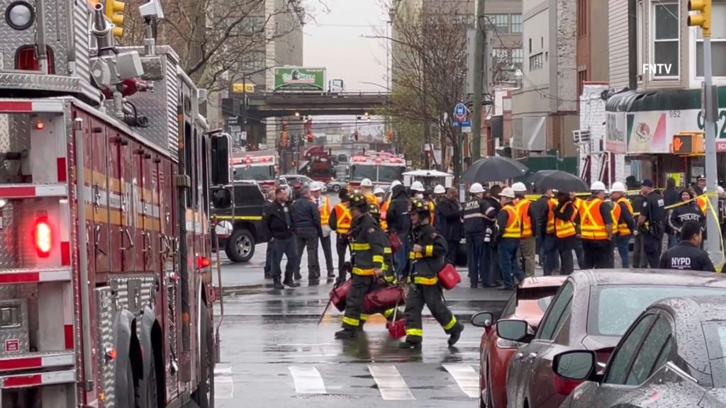 Ten subway passengers shot by gunman in Brooklyn
