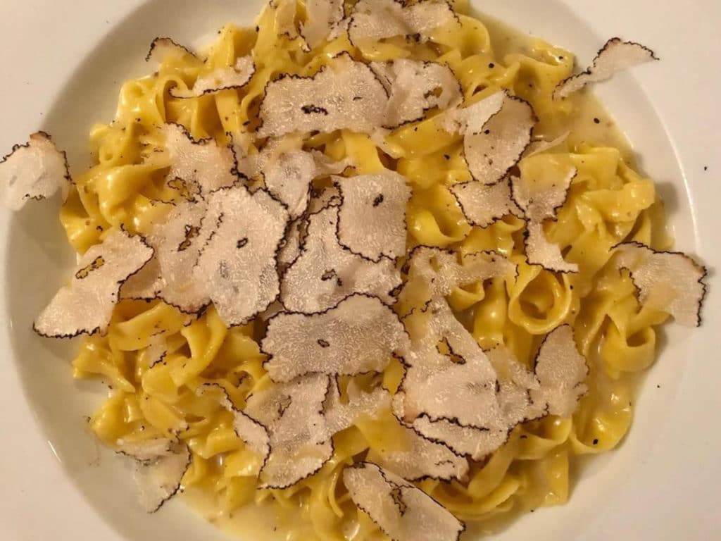 Sandro's white truffle pasta was a fan favorite/@uptown_girls_ues via Instagram