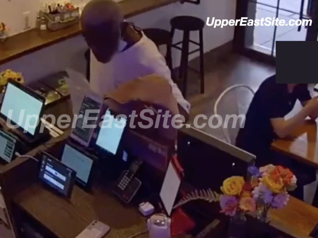 Would-be thief reaches over counter at Chicken Insider to steal tablet and phone