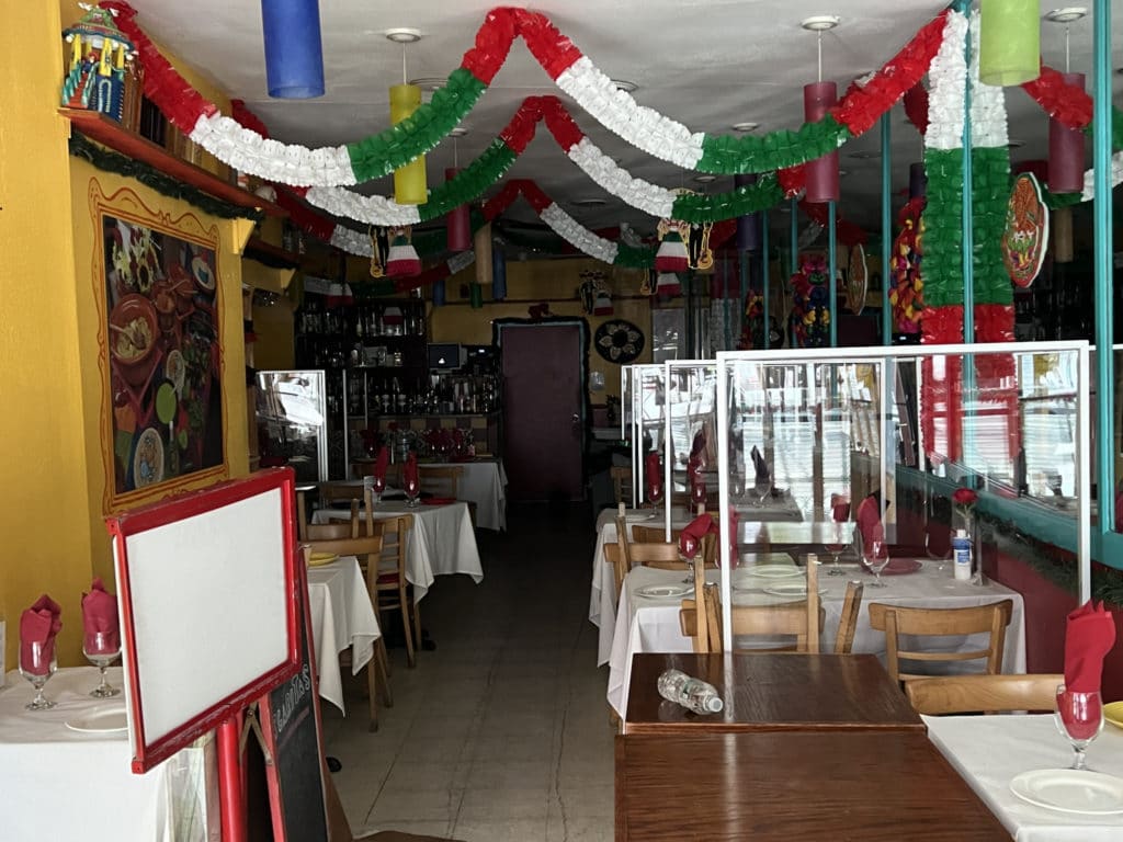 Inside Noche de Margaritas Mexican restaurant on Second Avenue | Upper East Site
