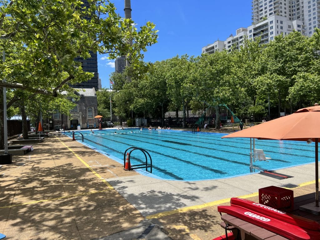 Thirteen swimmers forced to leave public pool by the Parks Department | Upper East Site