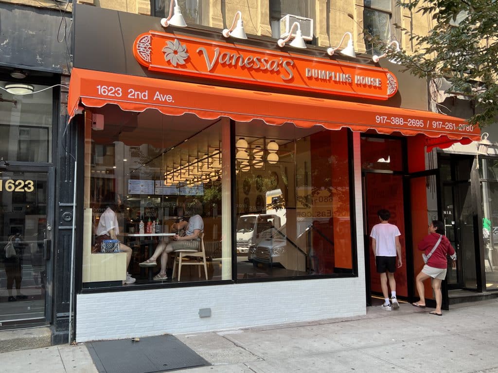 Vanessa's Dumpling House is located at 1623 Second Avenue | Upper East Site