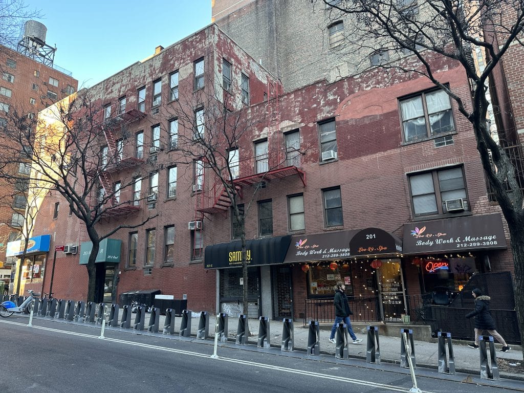 The owner of 1585 Third Avenue as been named worst private landlord in NYC | Upper East Site 