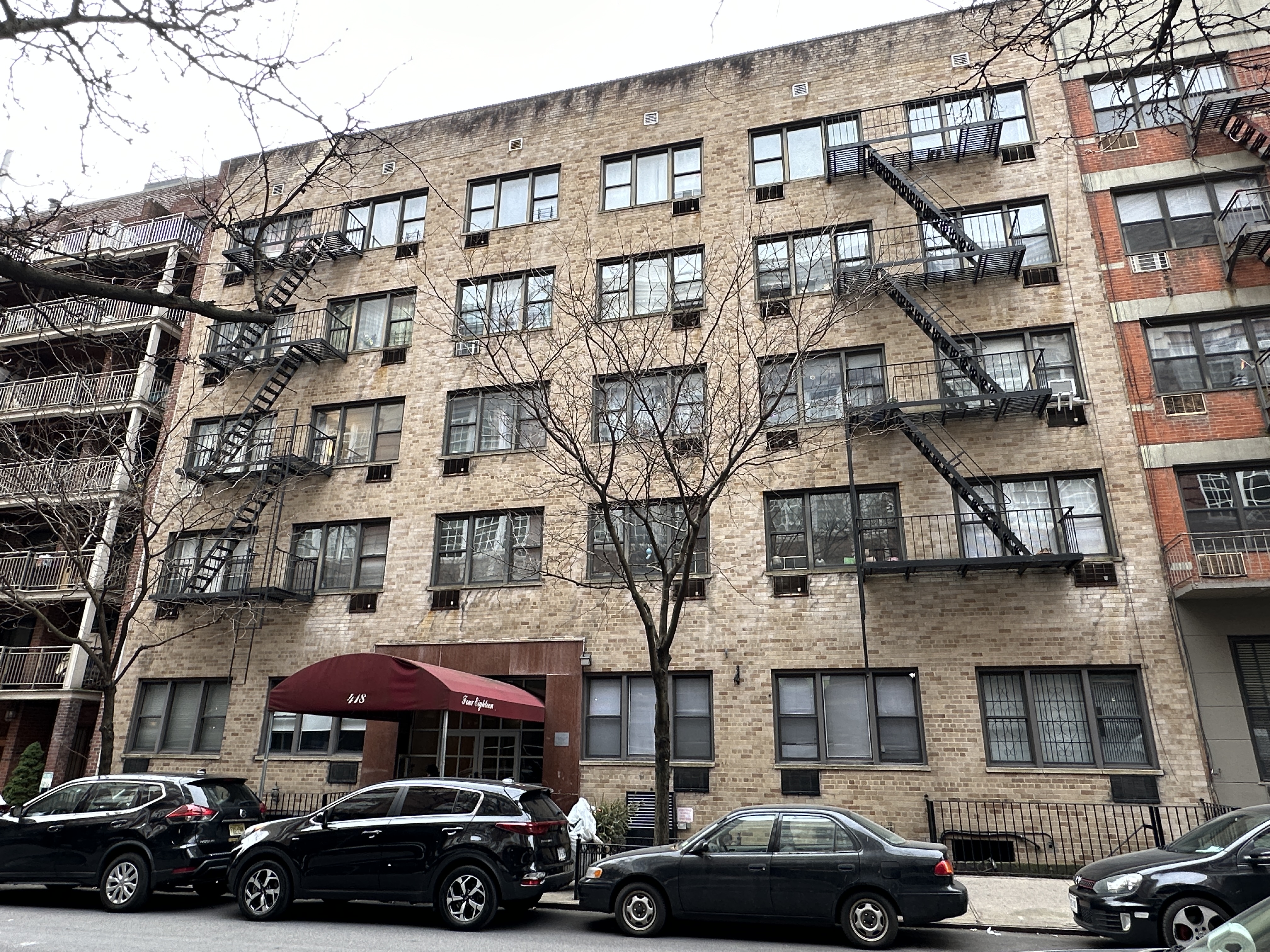 A total of 52 heat complaints were made about 418 East 88th Street during the five year period | Upper East Site