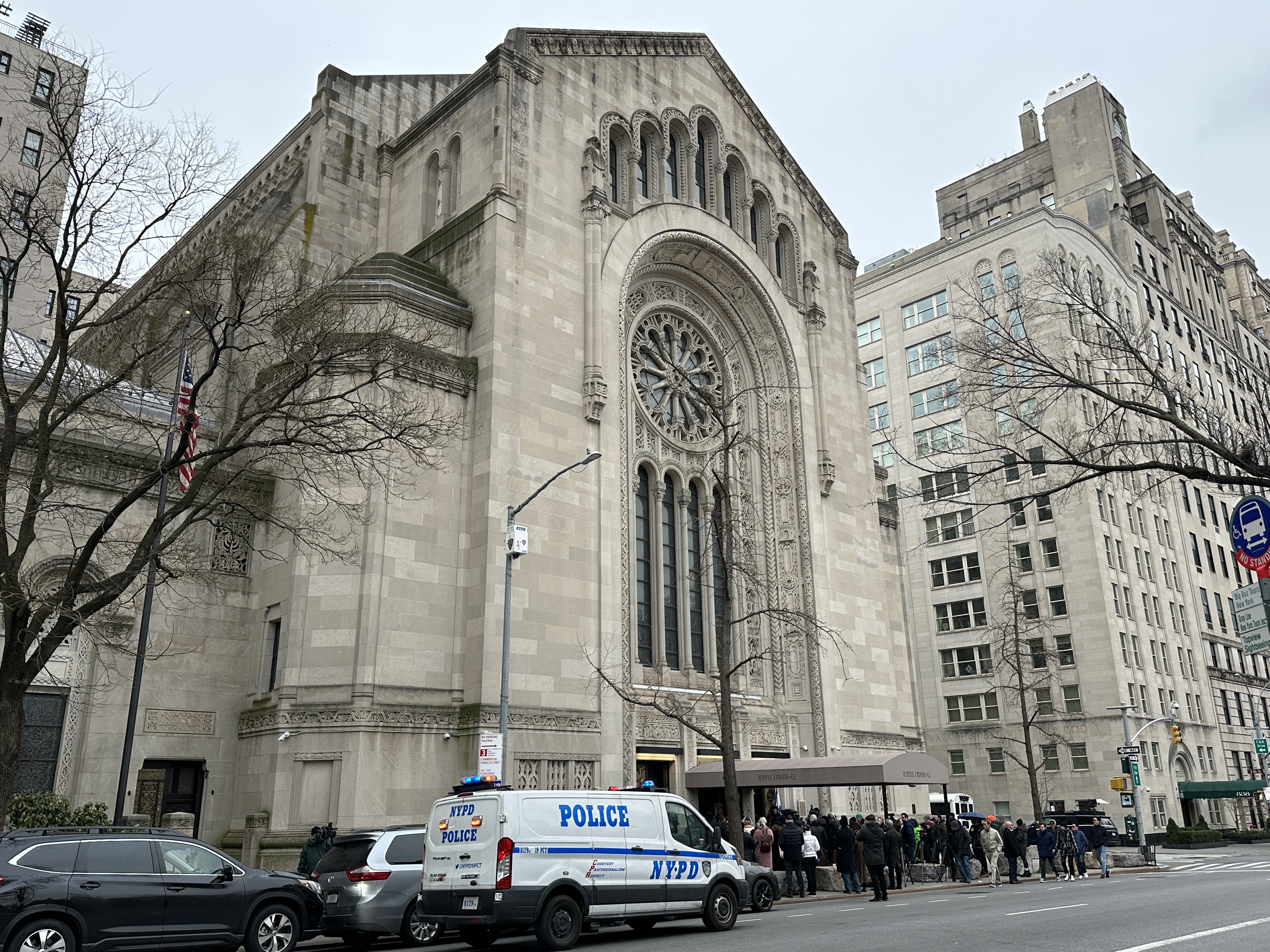 The NYPD deployed additional resources to houses of worship like Temple Emanu-El on the UES | Upper East Site