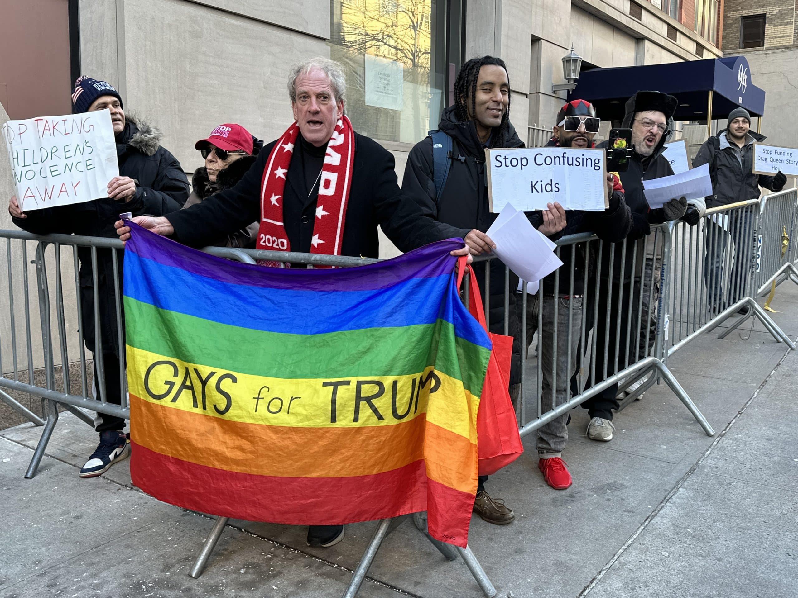 Right wing activists protest Drag Story Hour at Upper East Side library | Upper East Site