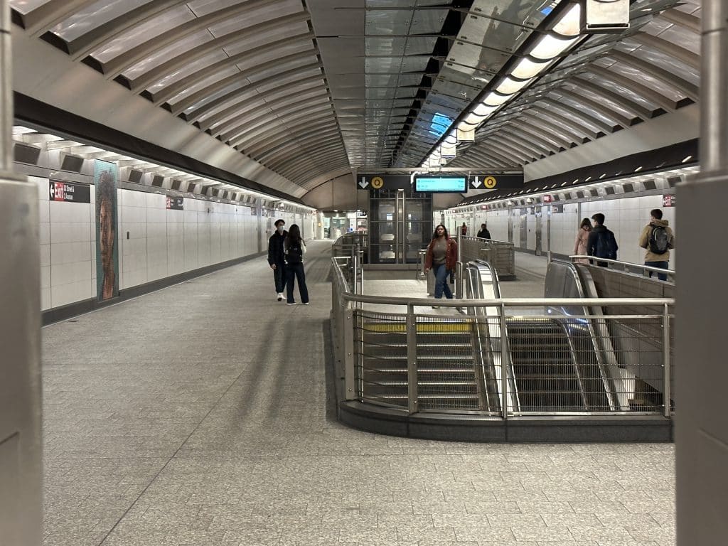 Functioning escalators at the north end of the station are three blocks away at 86th Street | Upper East Site