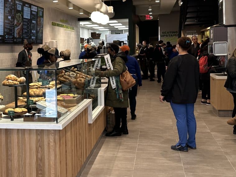 Panera Bread opened its new Upper East Side restaurant on Tuesday | Upper East Site