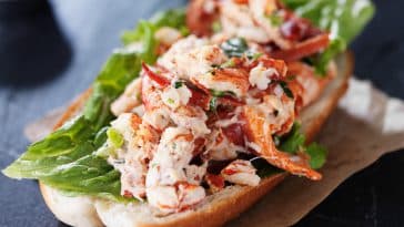 Where to Get a Lobster Roll on the Upper East Side | Envato Elements