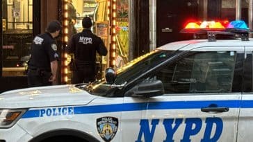 Brazen crooks robbed an Upper East Side smoke shop in broad daylight and escaped with thousands in loot | Upper East Site